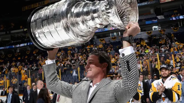 Mario Lemieux Wins Stanley Cups as an Owner